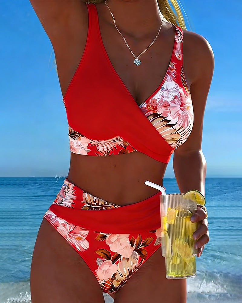 Bini | Bikini avec motif floral contrastant et fente