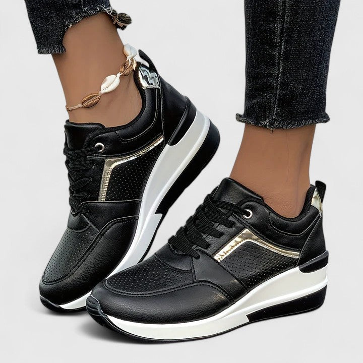 Nacira | CHAUSSURES ORTHOPÉDIQUES