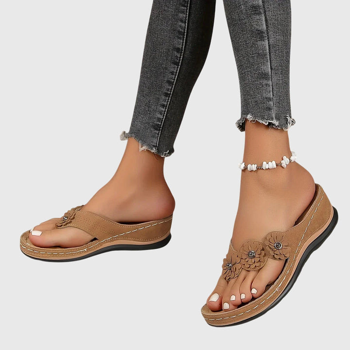 Aimée | TONGS ORTHOPÉDIQUES