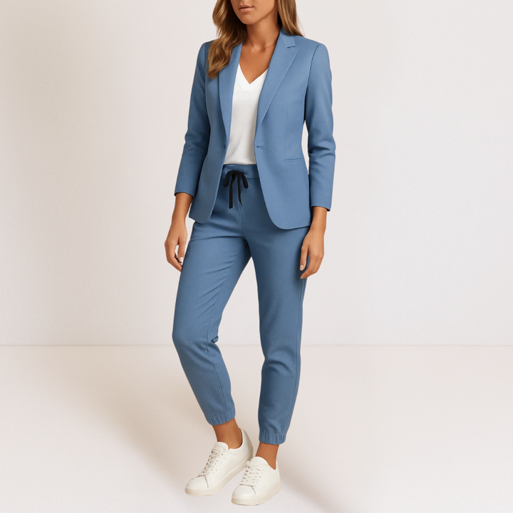 Blanche | Élégance Moderne dans un Ensemble Confortable