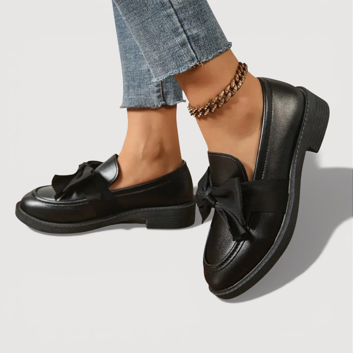 Mahaut | LOAFERS AVEC DÉTAIL EN NŒUD