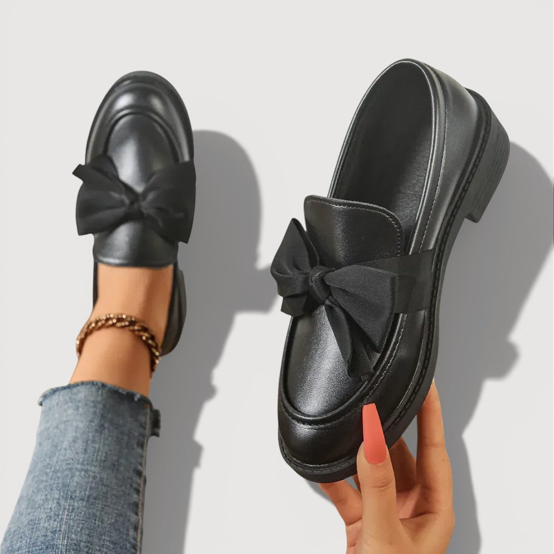 Mahaut | LOAFERS AVEC DÉTAIL EN NŒUD