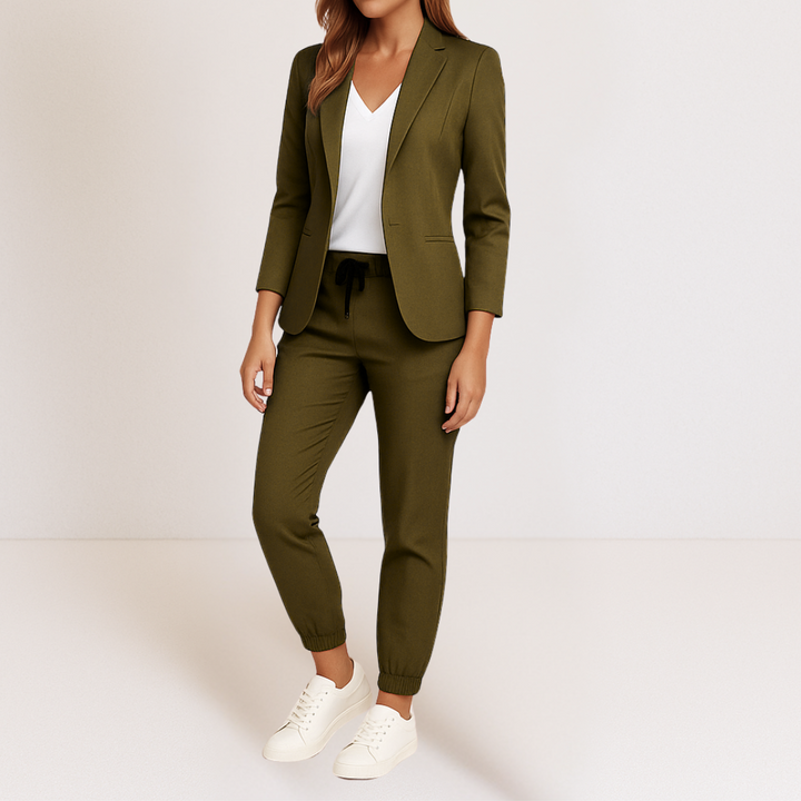 Blanche | Élégance Moderne dans un Ensemble Confortable