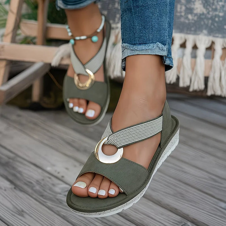 Ségolène | Sandales plates avec boucle en métal