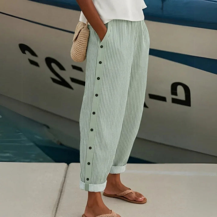 Cybèle | Pantalon à boutons rayé élégant