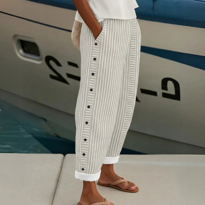Cybèle | Pantalon à boutons rayé élégant