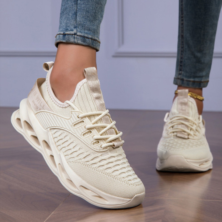 Béatrice | BASKETS ORTHOPÉDIQUES